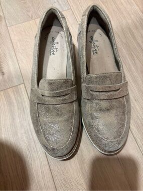 Clarks Women's Glitter Taupe Penny Loafers